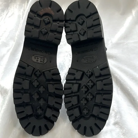 C La CANADIENNE Patent Leather Black  Boots, Size 9 - Picture 12 of 14